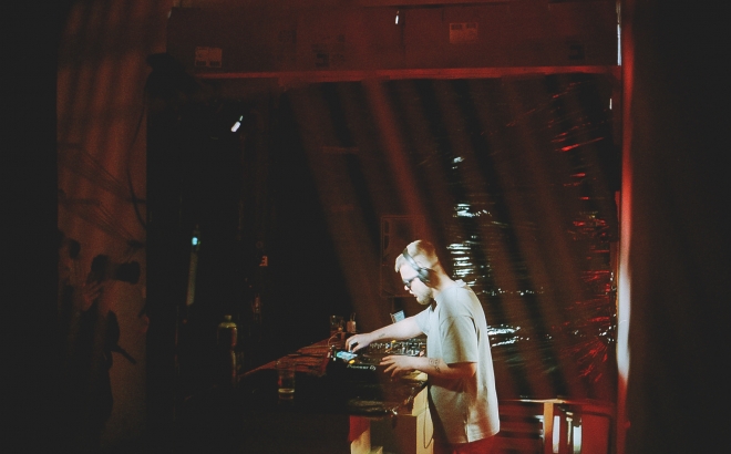 38 safensound, sneakerarber